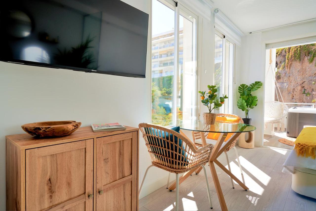 Suite Roca Chica Torremolinos Exteriör bild
