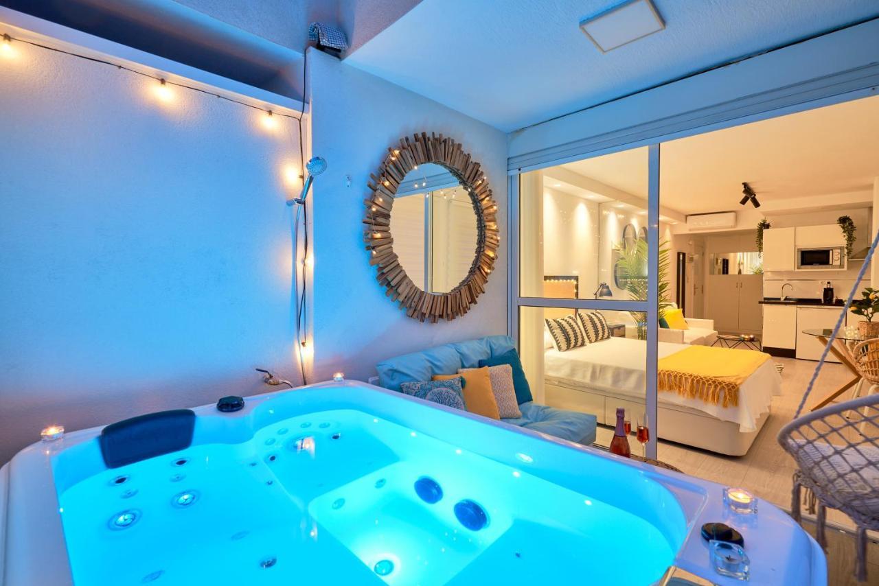 Suite Roca Chica Torremolinos Exteriör bild