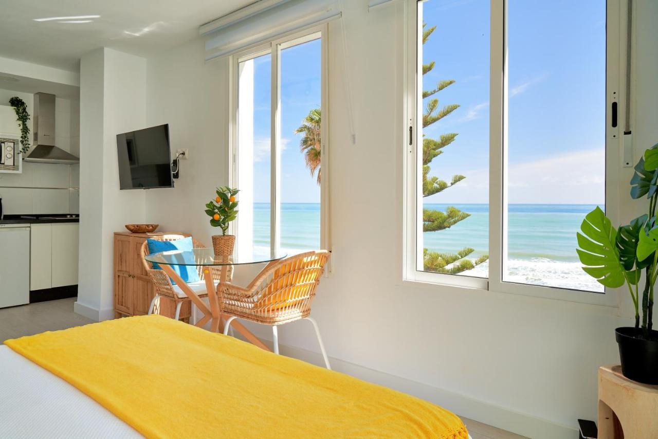Suite Roca Chica Torremolinos Exteriör bild