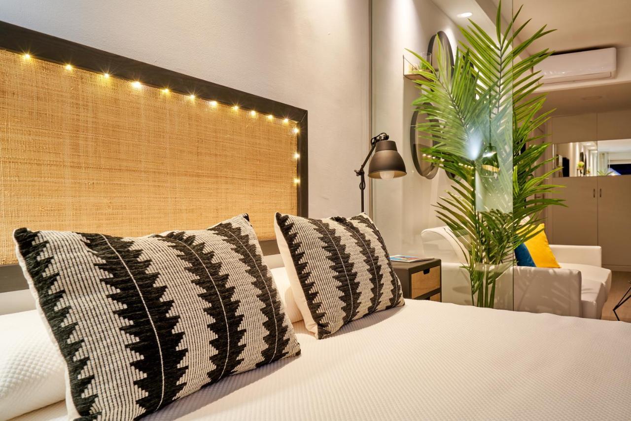 Suite Roca Chica Torremolinos Exteriör bild
